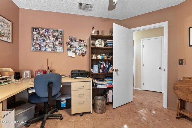 2121 N Star Glory Place, Tucson, AZ 85715