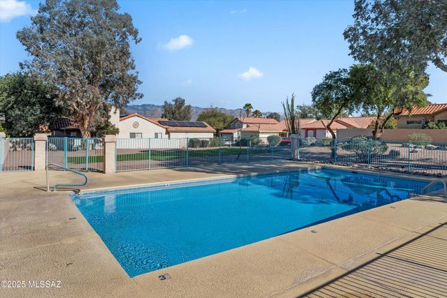 2121 N Star Glory Place, Tucson, AZ 85715