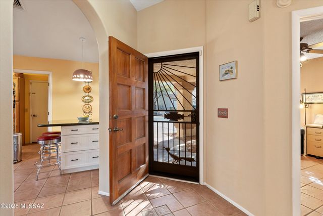 2121 N Star Glory Place, Tucson, AZ 85715