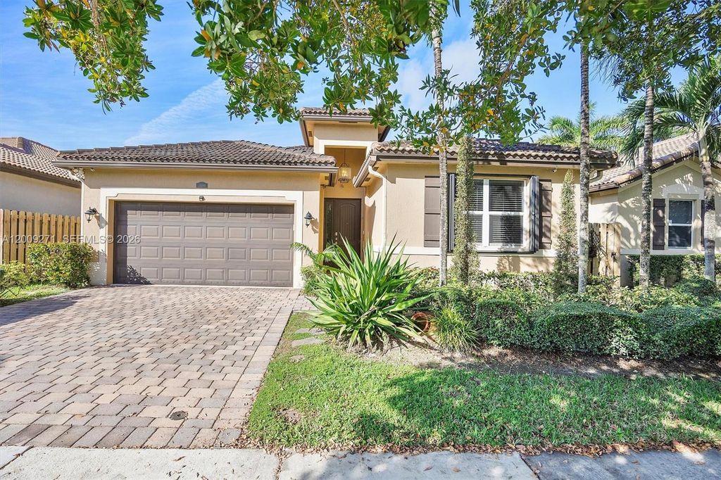 25280 SW 119th Ave, Homestead, FL 33032