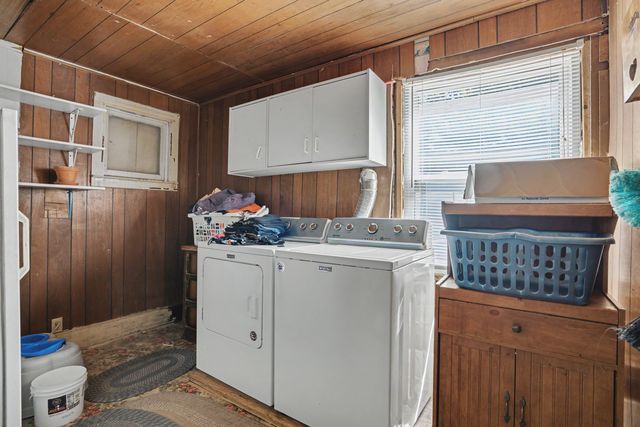 1021 Oneida Avenue, Davenport, IA 52803