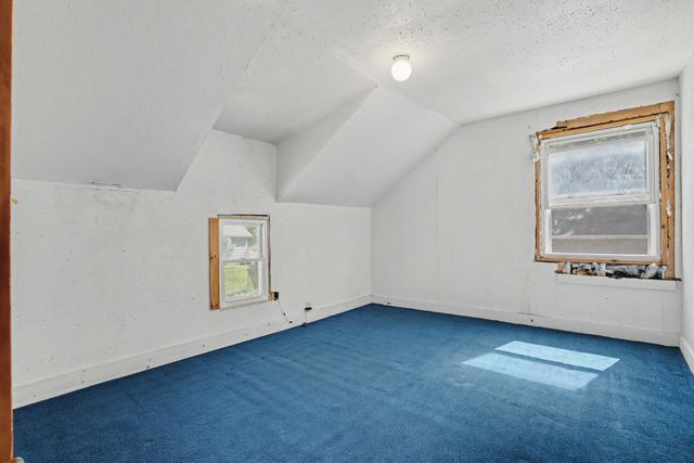 1021 Oneida Avenue, Davenport, IA 52803