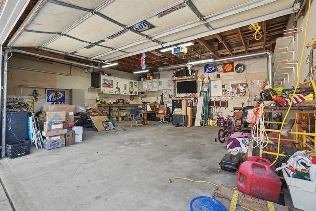 1021 Oneida Avenue, Davenport, IA 52803