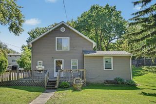 1021 Oneida Avenue, Davenport, IA 52803