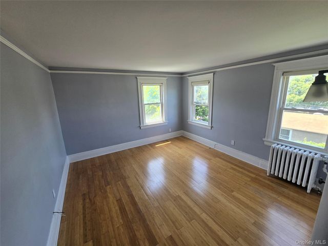 21-23 George Street, Manhasset, NY 11030