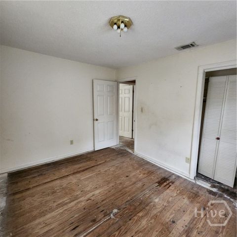 814 W 48th Street, Savannah, GA 31405