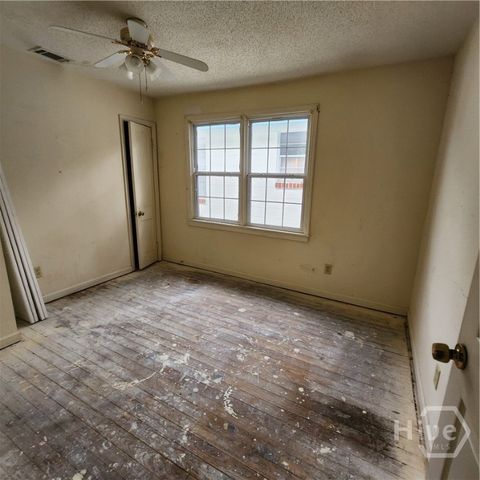 814 W 48th Street, Savannah, GA 31405