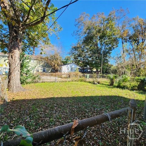 814 W 48th Street, Savannah, GA 31405