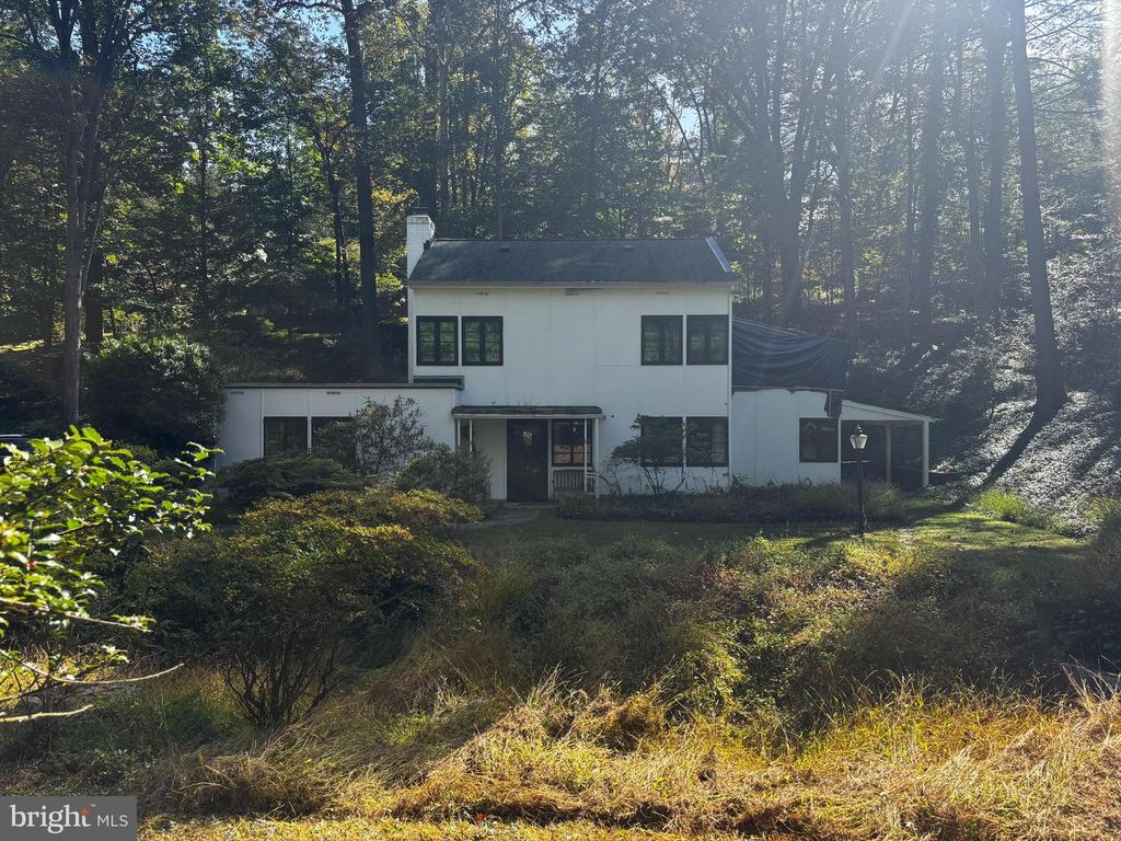 1733 CIRCLE RD, Ruxton, MD 21204