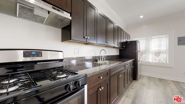 1117 S Westlake Avenue 306, Los Angeles, CA 90006