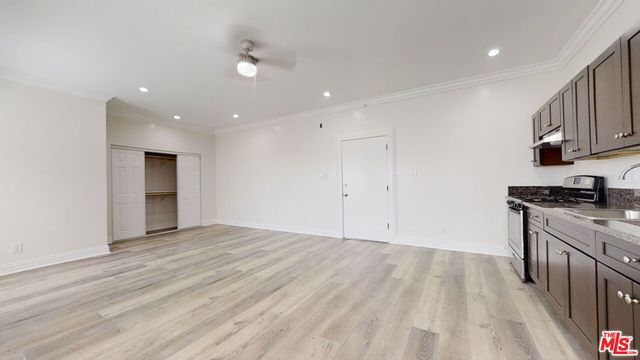 1117 S Westlake Avenue 306, Los Angeles, CA 90006