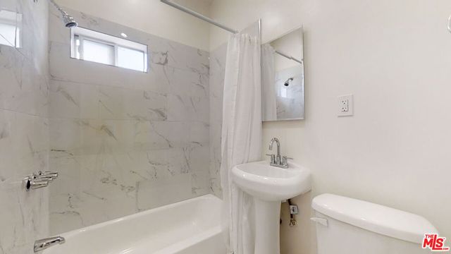 1117 S Westlake Avenue 306, Los Angeles, CA 90006