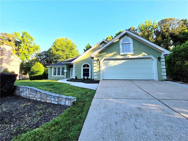 709 Oak Moss Drive, Lawrenceville, GA 30043