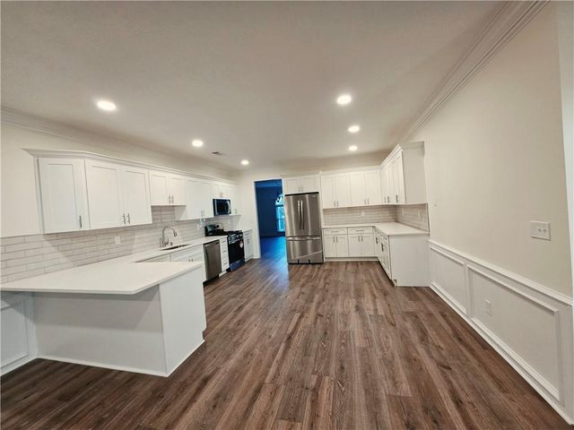 709 Oak Moss Drive, Lawrenceville, GA 30043