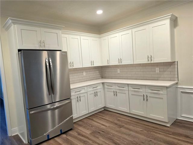 709 Oak Moss Drive, Lawrenceville, GA 30043