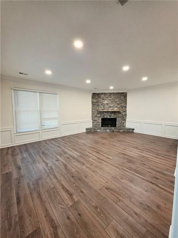709 Oak Moss Drive, Lawrenceville, GA 30043