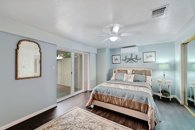200 Full Moon 3, Horseshoe Bay, TX 78657