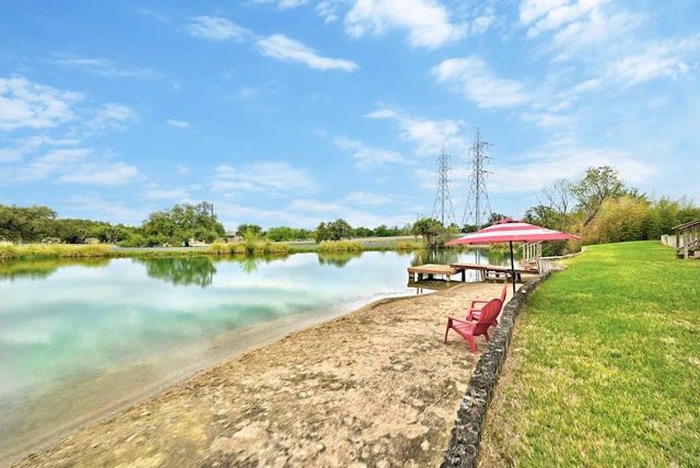 200 Full Moon 3, Horseshoe Bay, TX 78657