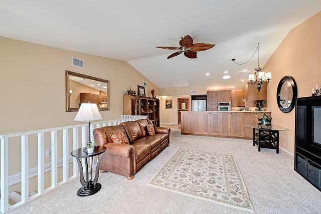 200 Full Moon 3, Horseshoe Bay, TX 78657