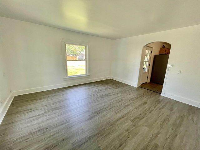 640 LEE STREET, Wisconsin Rapids, WI 54494