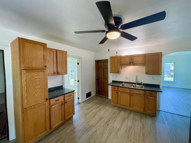 640 LEE STREET, Wisconsin Rapids, WI 54494