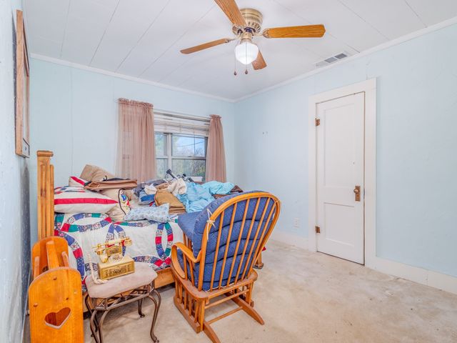 702 W Walnut, Coleman, TX 76834