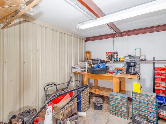 702 W Walnut, Coleman, TX 76834