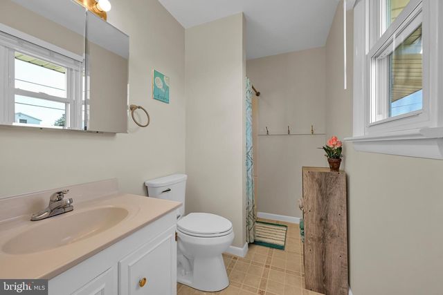 520 STRACKS DAM RD, Myerstown, PA 17067