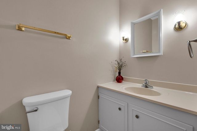 520 STRACKS DAM RD, Myerstown, PA 17067