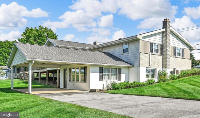 520 STRACKS DAM RD, Myerstown, PA 17067
