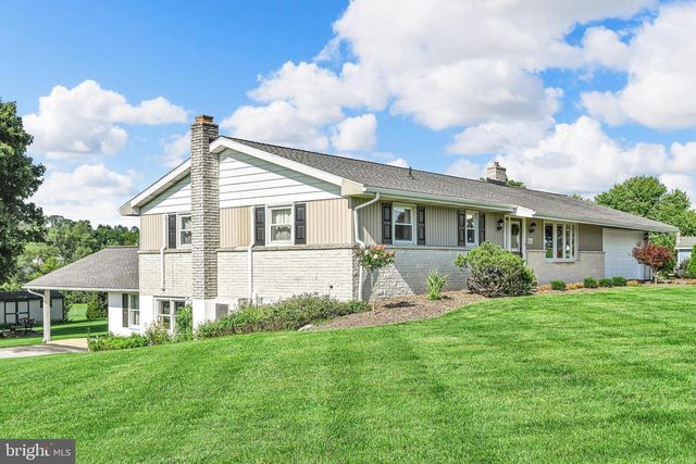 520 STRACKS DAM RD, Myerstown, PA 17067