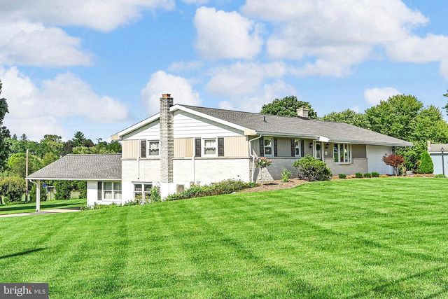520 STRACKS DAM RD, Myerstown, PA 17067