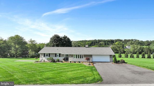 520 STRACKS DAM RD, Myerstown, PA 17067