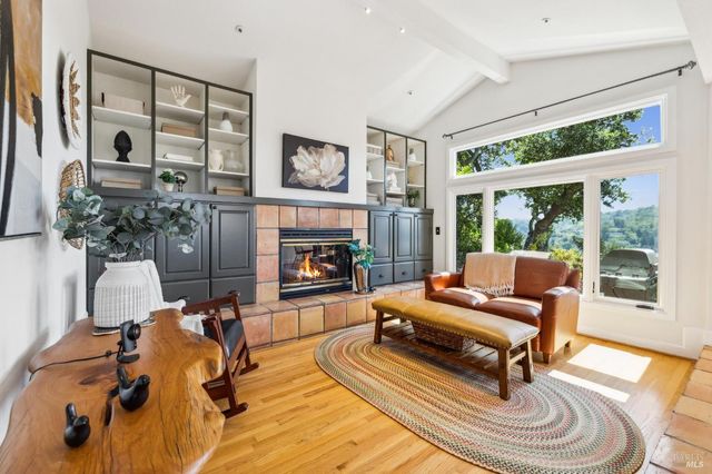 180 El Cerrito Ave, San Rafael, CA 94901