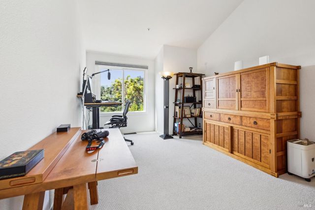 180 El Cerrito Ave, San Rafael, CA 94901