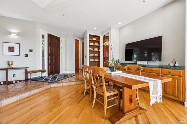 180 El Cerrito Ave, San Rafael, CA 94901