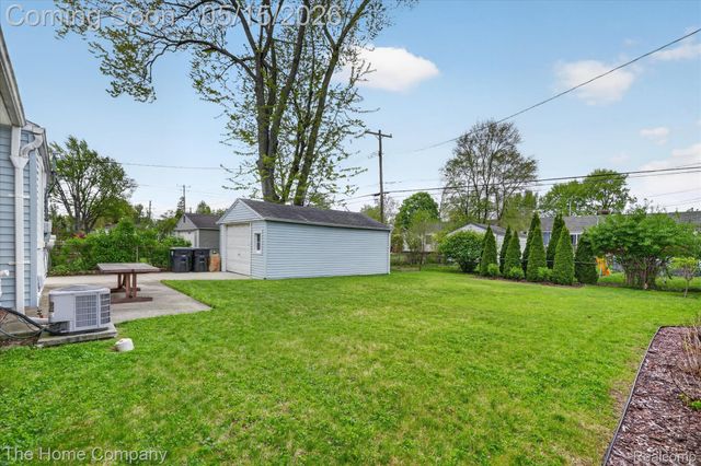 9919 Brookfield Street, Livonia, MI 48150