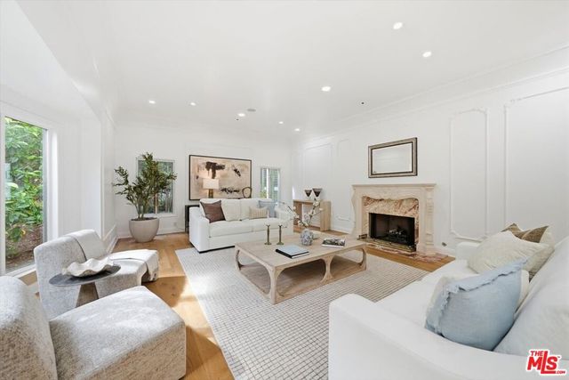 3801 Longridge Avenue, Sherman Oaks, CA 91423