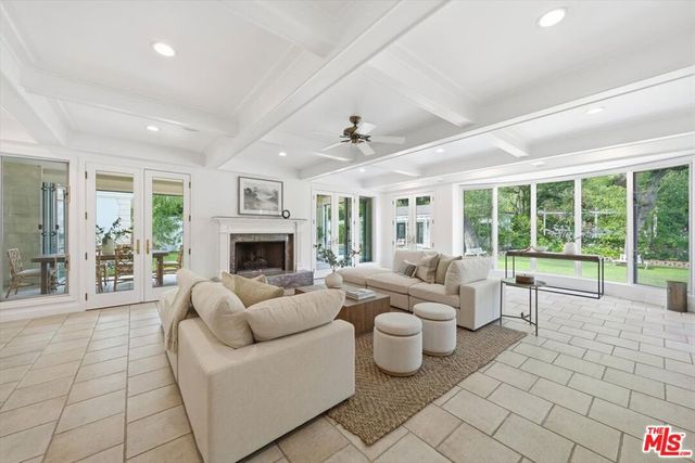 3801 Longridge Avenue, Sherman Oaks, CA 91423