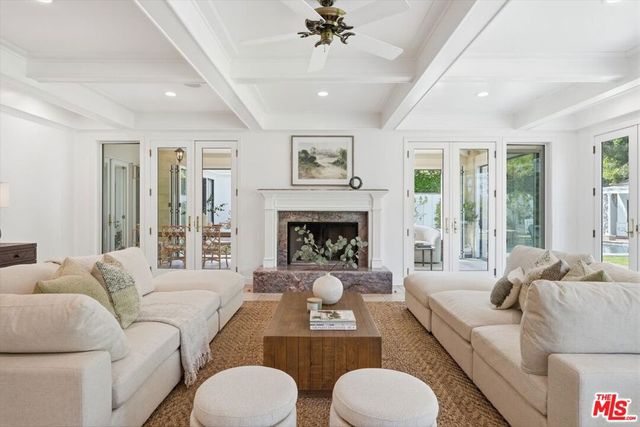 3801 Longridge Avenue, Sherman Oaks, CA 91423