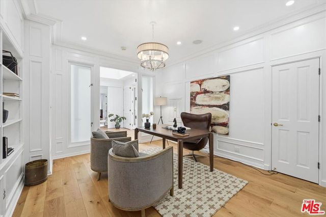 3801 Longridge Avenue, Sherman Oaks, CA 91423