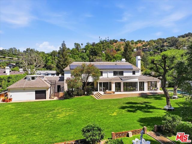 3801 Longridge Avenue, Sherman Oaks, CA 91423