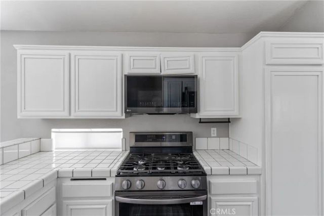 3106 Old Country, Rosamond, CA 93560