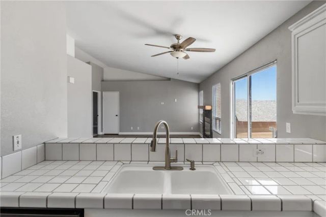 3106 Old Country, Rosamond, CA 93560