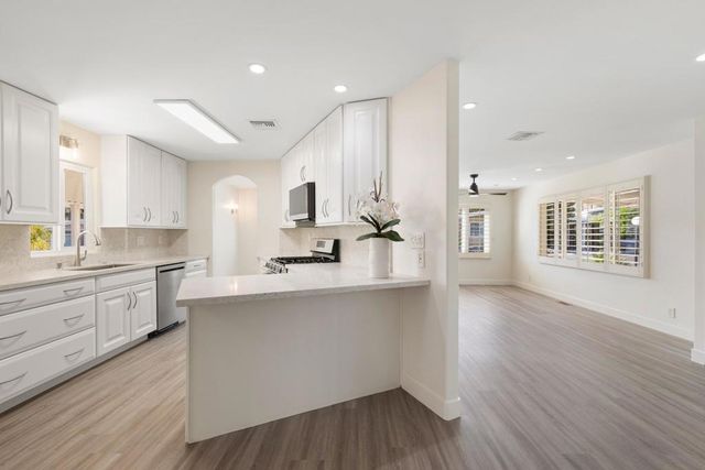 49305 Highway 74 110, Palm Desert, CA 92260