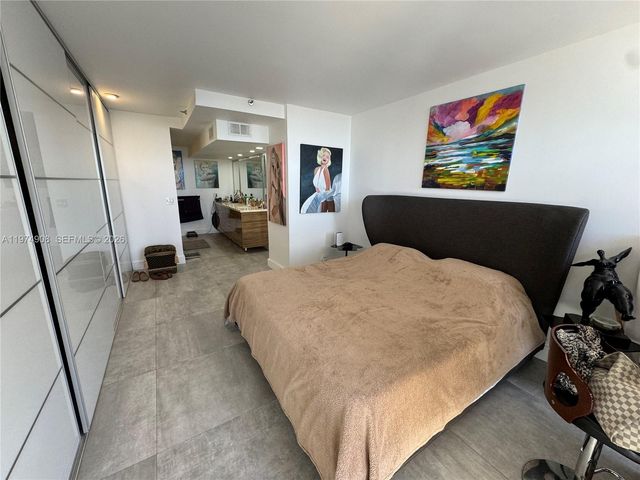 19355 Turnberry Way 23C, Aventura, FL 33180