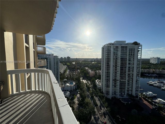 19355 Turnberry Way 23C, Aventura, FL 33180