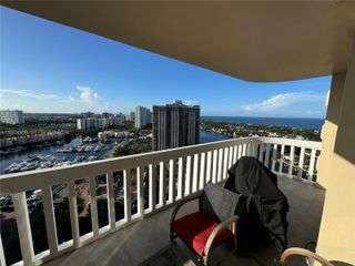 19355 Turnberry Way 23C, Aventura, FL 33180