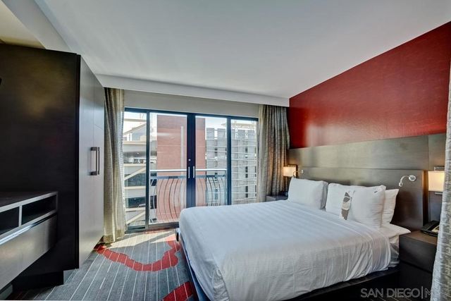 207 5Th Ave 442, San Diego, CA 92101