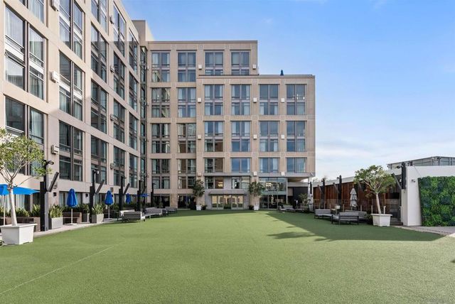 207 5Th Ave 442, San Diego, CA 92101